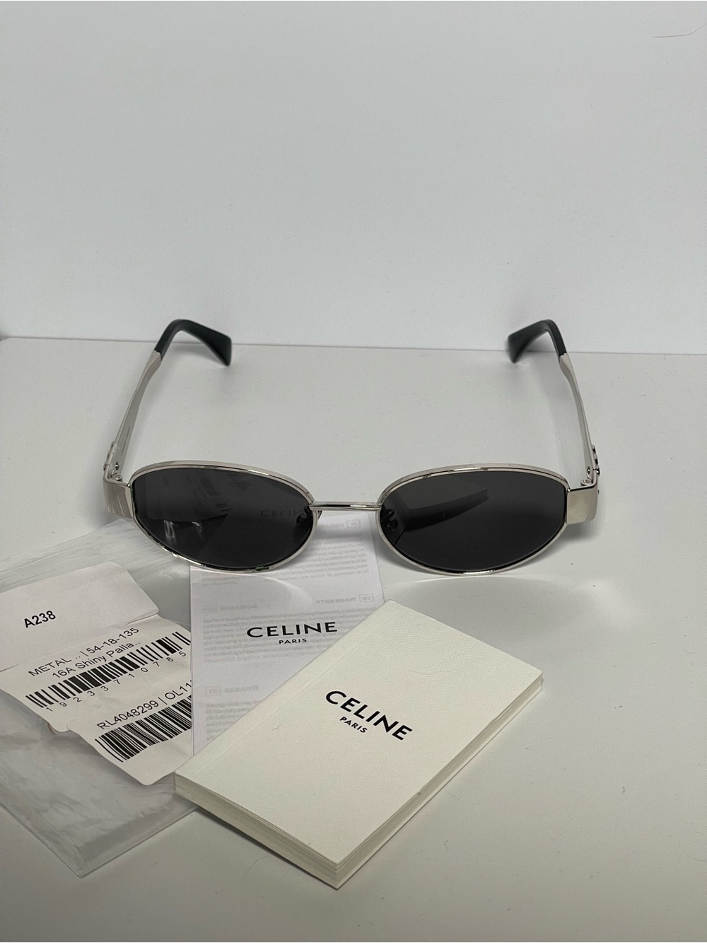 Authentic Celine CL40235U Sunglasses